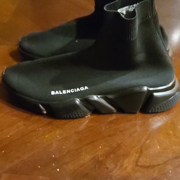 womens balenciaga sock shoes